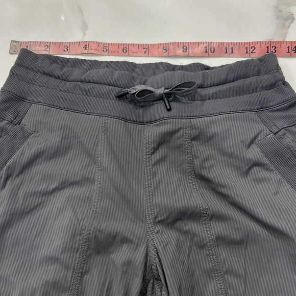 Lululemon Dance Studio Crop Drawstring Grey Pants.‎ Size 4 - Picture 7 of 11
